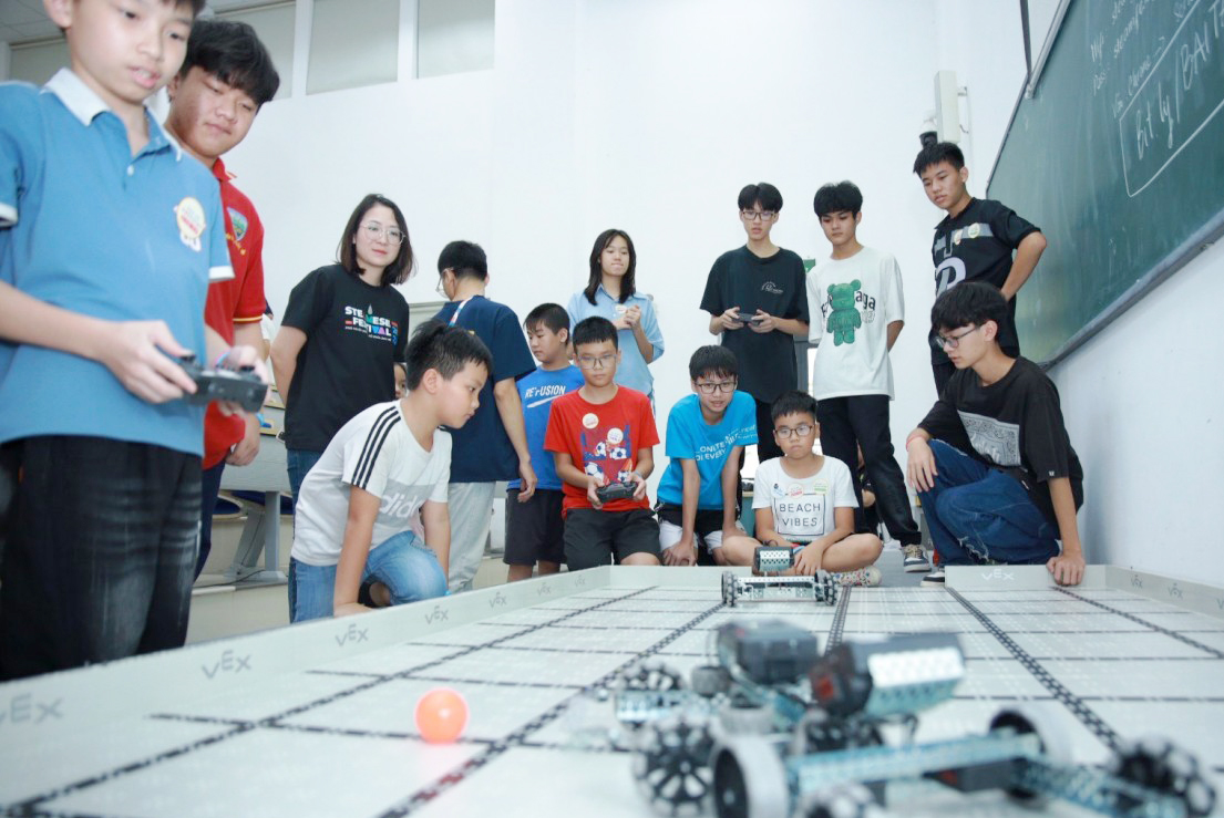 Trải nghiệm Workshop robot tại sự kiện